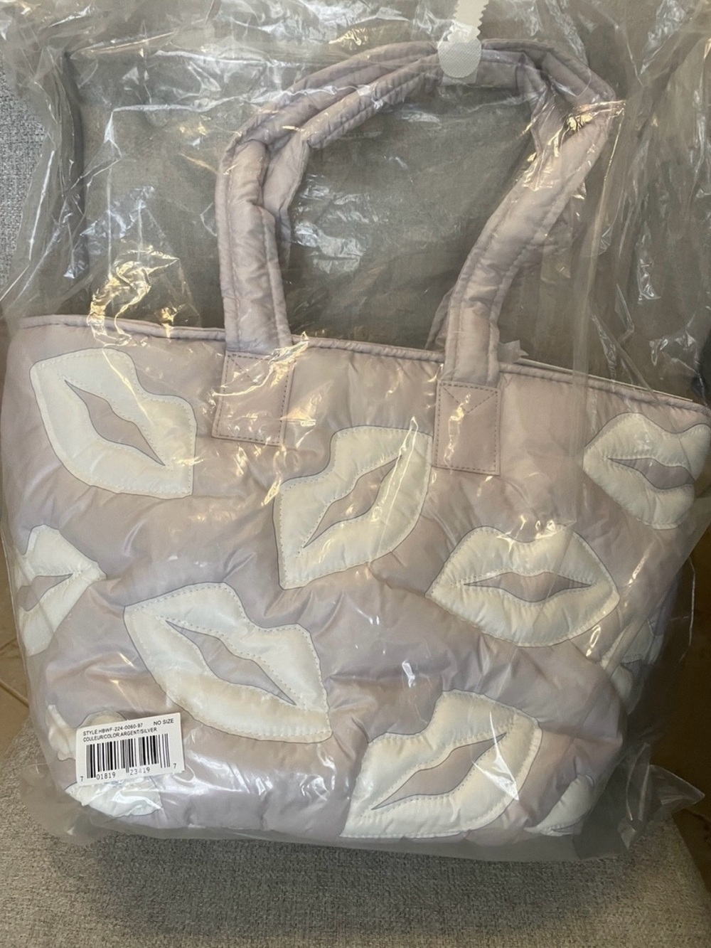 NWT Wildfox Quilted Puffer Tote Bag 💋 Choose Your Color! - Picture 5 of 8